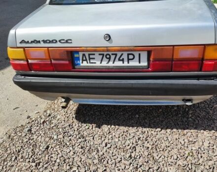 Серый Ауди 100, объемом двигателя 1.8 л и пробегом 370 тыс. км за 1200 $, фото 2 на Automoto.ua
