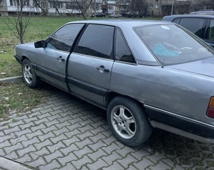 Серый Ауди 100, объемом двигателя 2.2 л и пробегом 3 тыс. км за 900 $, фото 3 на Automoto.ua