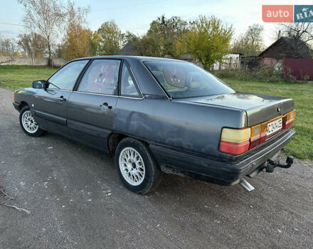Сірий Ауді 100, об'ємом двигуна 1.99 л та пробігом 300 тис. км за 700 $, фото 3 на Automoto.ua