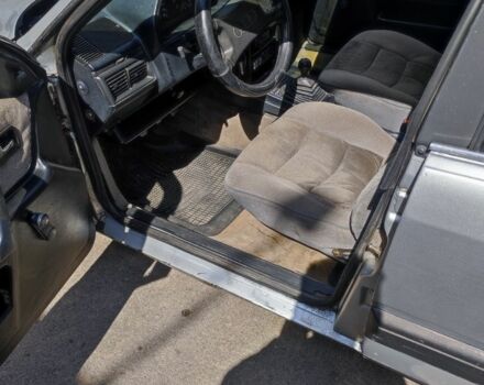 Серый Ауди 100, объемом двигателя 1.8 л и пробегом 370 тыс. км за 1200 $, фото 5 на Automoto.ua