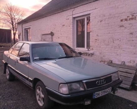 Серый Ауди 100, объемом двигателя 2 л и пробегом 340 тыс. км за 2619 $, фото 1 на Automoto.ua