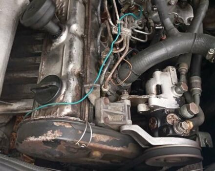 Серый Ауди 100, объемом двигателя 1.99 л и пробегом 340 тыс. км за 2015 $, фото 3 на Automoto.ua