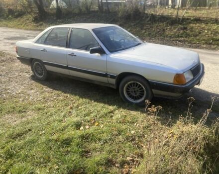 Серый Ауди 100, объемом двигателя 1.8 л и пробегом 290 тыс. км за 1500 $, фото 7 на Automoto.ua