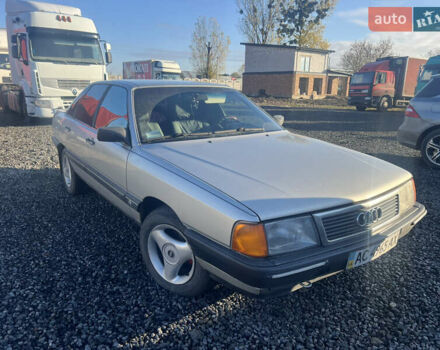 Серый Ауди 100, объемом двигателя 0 л и пробегом 380 тыс. км за 2300 $, фото 1 на Automoto.ua