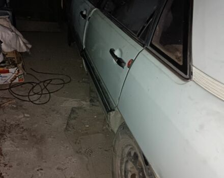 Серый Ауди 100, объемом двигателя 2 л и пробегом 300 тыс. км за 284 $, фото 5 на Automoto.ua