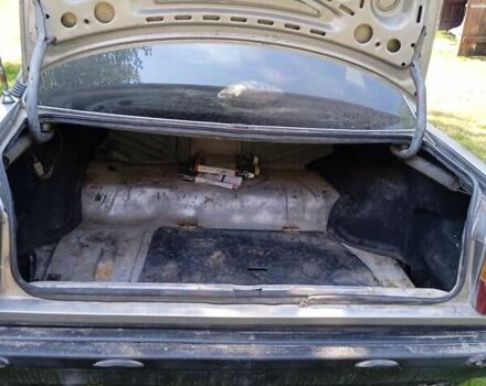 Сірий Ауді 100, об'ємом двигуна 2 л та пробігом 500 тис. км за 1100 $, фото 9 на Automoto.ua