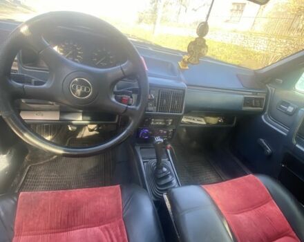 Серый Ауди 100, объемом двигателя 1.8 л и пробегом 290 тыс. км за 1500 $, фото 9 на Automoto.ua