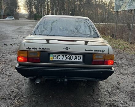 Серый Ауди 100, объемом двигателя 2 л и пробегом 300 тыс. км за 1850 $, фото 2 на Automoto.ua