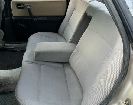 Серый Ауди 100, объемом двигателя 2 л и пробегом 300 тыс. км за 1850 $, фото 9 на Automoto.ua