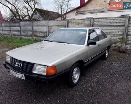 Серый Ауди 100, объемом двигателя 1.8 л и пробегом 222 тыс. км за 1150 $, фото 9 на Automoto.ua