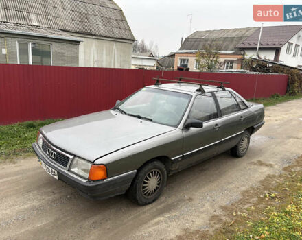 Серый Ауди 100, объемом двигателя 2.21 л и пробегом 400 тыс. км за 1500 $, фото 12 на Automoto.ua