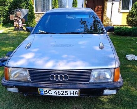 Сірий Ауді 100, об'ємом двигуна 2 л та пробігом 500 тис. км за 1100 $, фото 3 на Automoto.ua
