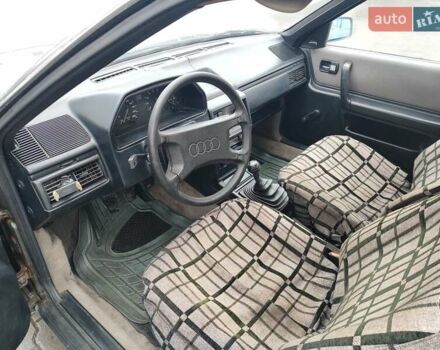 Серый Ауди 100, объемом двигателя 1.8 л и пробегом 252 тыс. км за 2200 $, фото 11 на Automoto.ua