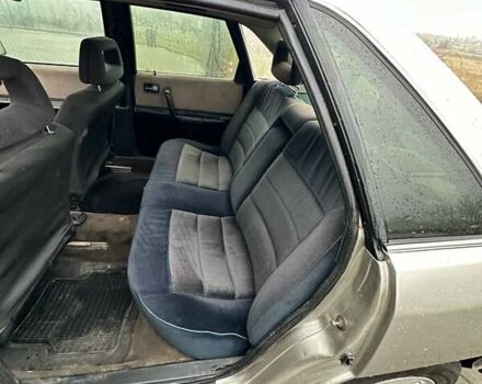 Серый Ауди 100, объемом двигателя 1.8 л и пробегом 320 тыс. км за 1299 $, фото 7 на Automoto.ua