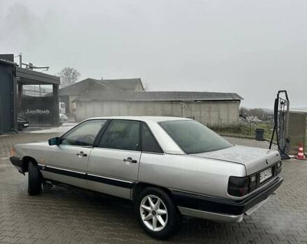 Серый Ауди 100, объемом двигателя 1.8 л и пробегом 320 тыс. км за 1299 $, фото 5 на Automoto.ua