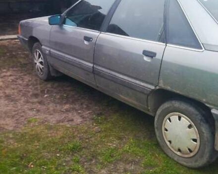 Серый Ауди 100, объемом двигателя 2.31 л и пробегом 250 тыс. км за 1700 $, фото 2 на Automoto.ua