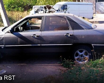 Ауді 100 1988 у Бобринце на Automoto.ua Сірий Ауді 100, об'ємом двигуна 2.2 л та пробігом 0 тис. км за 600 $, фото 1 на Automoto.ua