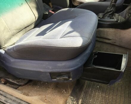 Ауди 100 1988 в Черновцах на Automoto.ua Серый Ауди 100, объемом двигателя 2 л и пробегом 270 тыс. км за 680 $, фото 13 на Automoto.ua