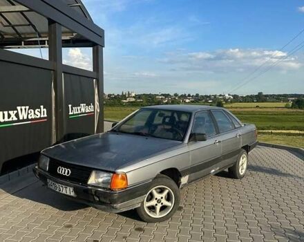 Серый Ауди 100, объемом двигателя 1.8 л и пробегом 300 тыс. км за 1099 $, фото 8 на Automoto.ua