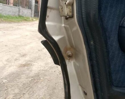 Серый Ауди 100, объемом двигателя 2 л и пробегом 263 тыс. км за 1600 $, фото 4 на Automoto.ua