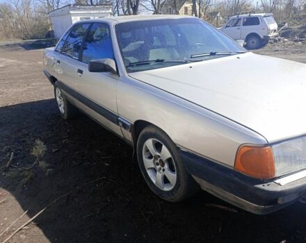 Серый Ауди 100, объемом двигателя 2 л и пробегом 500 тыс. км за 1620 $, фото 3 на Automoto.ua