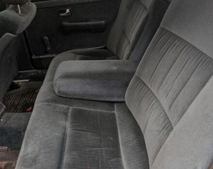 Серый Ауди 100, объемом двигателя 2 л и пробегом 263 тыс. км за 1600 $, фото 4 на Automoto.ua