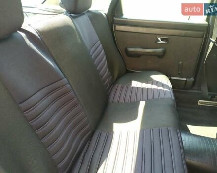 Сірий Ауді 100, об'ємом двигуна 2.3 л та пробігом 300 тис. км за 1500 $, фото 19 на Automoto.ua