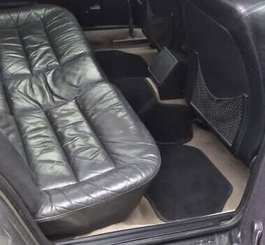 Сірий Ауді 100, об'ємом двигуна 2.3 л та пробігом 300 тис. км за 1550 $, фото 4 на Automoto.ua