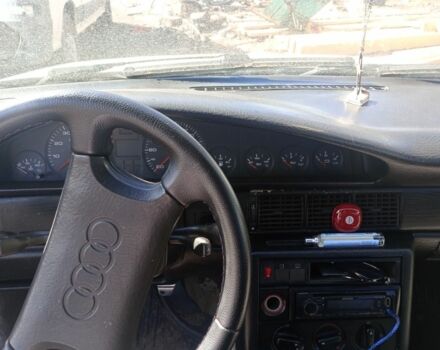 Серый Ауди 100, объемом двигателя 2 л и пробегом 500 тыс. км за 1620 $, фото 1 на Automoto.ua