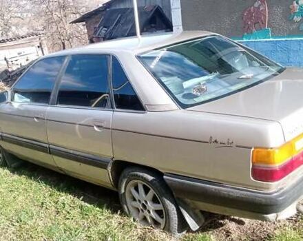 Сірий Ауді 100, об'ємом двигуна 2.2 л та пробігом 300 тис. км за 1800 $, фото 2 на Automoto.ua