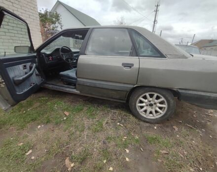 Серый Ауди 100, объемом двигателя 1 л и пробегом 19 тыс. км за 550 $, фото 2 на Automoto.ua