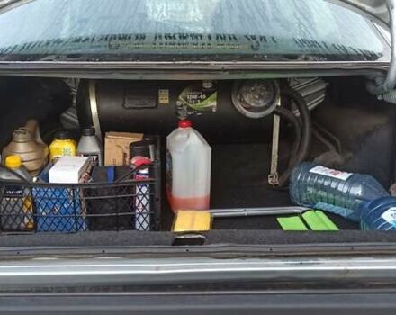 Серый Ауди 100, объемом двигателя 1.78 л и пробегом 346 тыс. км за 1700 $, фото 4 на Automoto.ua