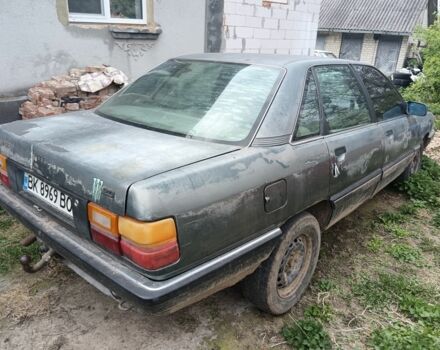 Серый Ауди 100, объемом двигателя 2 л и пробегом 370 тыс. км за 650 $, фото 1 на Automoto.ua
