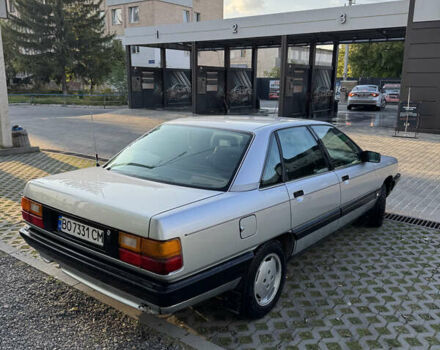 Сірий Ауді 100, об'ємом двигуна 2 л та пробігом 305 тис. км за 2300 $, фото 4 на Automoto.ua