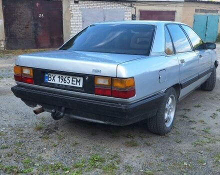 Сірий Ауді 100, об'ємом двигуна 2 л та пробігом 400 тис. км за 900 $, фото 2 на Automoto.ua