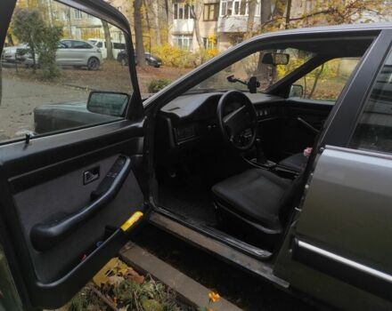 Серый Ауди 100, объемом двигателя 2.3 л и пробегом 350 тыс. км за 2500 $, фото 6 на Automoto.ua