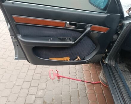 Серый Ауди 100, объемом двигателя 2.3 л и пробегом 350 тыс. км за 2200 $, фото 7 на Automoto.ua