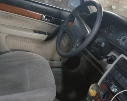 Серый Ауди 100, объемом двигателя 2.8 л и пробегом 260 тыс. км за 2800 $, фото 6 на Automoto.ua