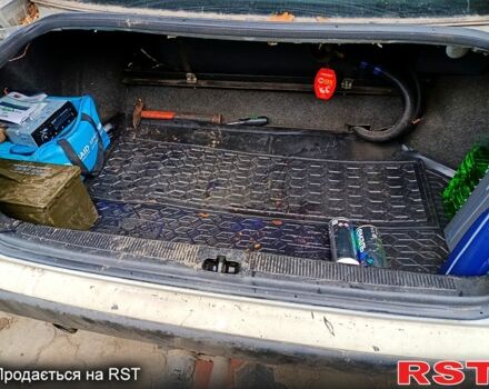 Серый Ауди 100, объемом двигателя 2.3 л и пробегом 200 тыс. км за 1950 $, фото 4 на Automoto.ua