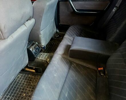 Серый Ауди 100, объемом двигателя 2.3 л и пробегом 200 тыс. км за 1950 $, фото 7 на Automoto.ua