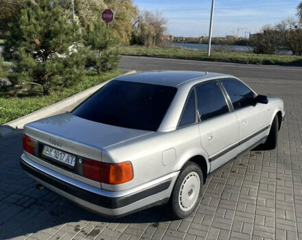 Серый Ауди 100, объемом двигателя 2.3 л и пробегом 300 тыс. км за 2699 $, фото 3 на Automoto.ua