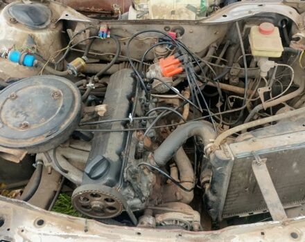 Серый Ауди 100, объемом двигателя 0 л и пробегом 200 тыс. км за 1000 $, фото 3 на Automoto.ua