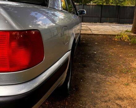 Сірий Ауді 100, об'ємом двигуна 2 л та пробігом 384 тис. км за 2800 $, фото 5 на Automoto.ua