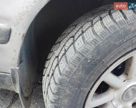 Серый Ауди 100, объемом двигателя 2.8 л и пробегом 330 тыс. км за 2900 $, фото 6 на Automoto.ua