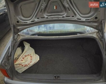 Сірий Ауді 100, об'ємом двигуна 2 л та пробігом 281 тис. км за 2950 $, фото 5 на Automoto.ua