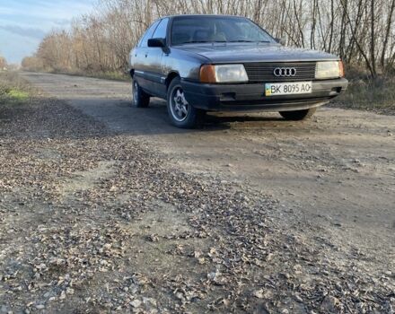 Серый Ауди 100, объемом двигателя 2 л и пробегом 400 тыс. км за 1450 $, фото 1 на Automoto.ua