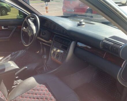 Серый Ауди 100, объемом двигателя 2 л и пробегом 519 тыс. км за 3100 $, фото 3 на Automoto.ua