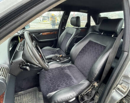 Серый Ауди 100, объемом двигателя 2.6 л и пробегом 422 тыс. км за 2100 $, фото 10 на Automoto.ua