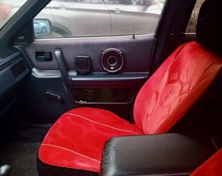 Серый Ауди 100, объемом двигателя 2 л и пробегом 200 тыс. км за 2300 $, фото 8 на Automoto.ua