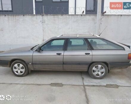Серый Ауди 100, объемом двигателя 2.3 л и пробегом 330 тыс. км за 900 $, фото 2 на Automoto.ua